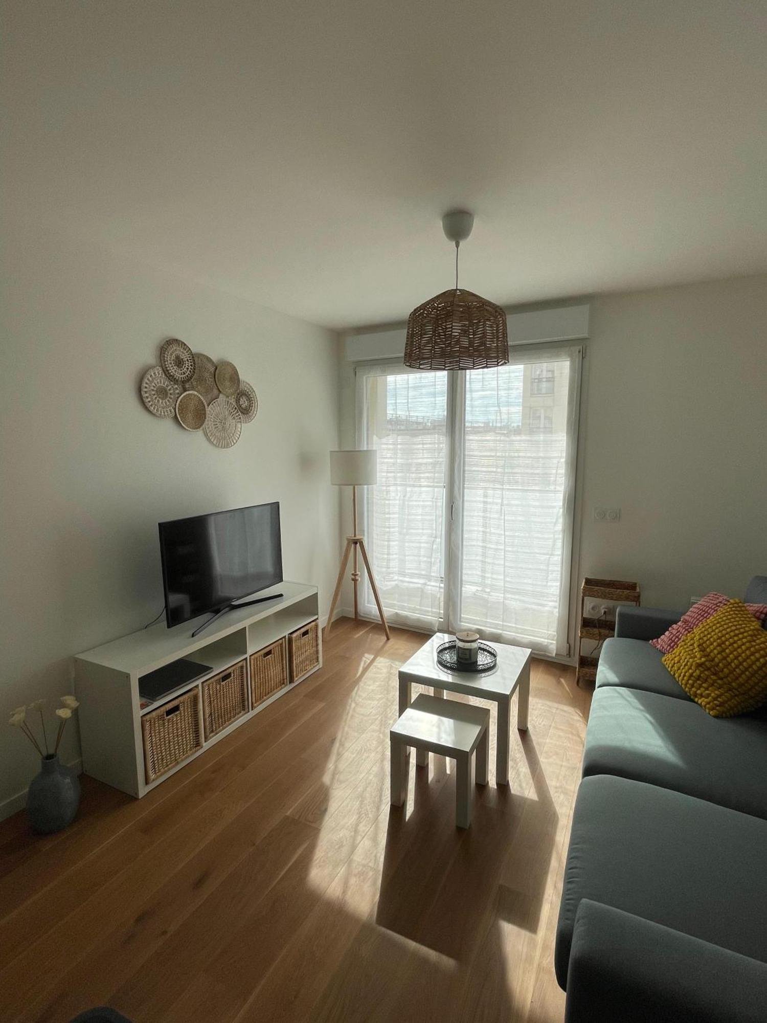 New & Serene II 1 Bedroom Appartement Near La Defense Paris Parking And Fibre シュレンヌ エクステリア 写真